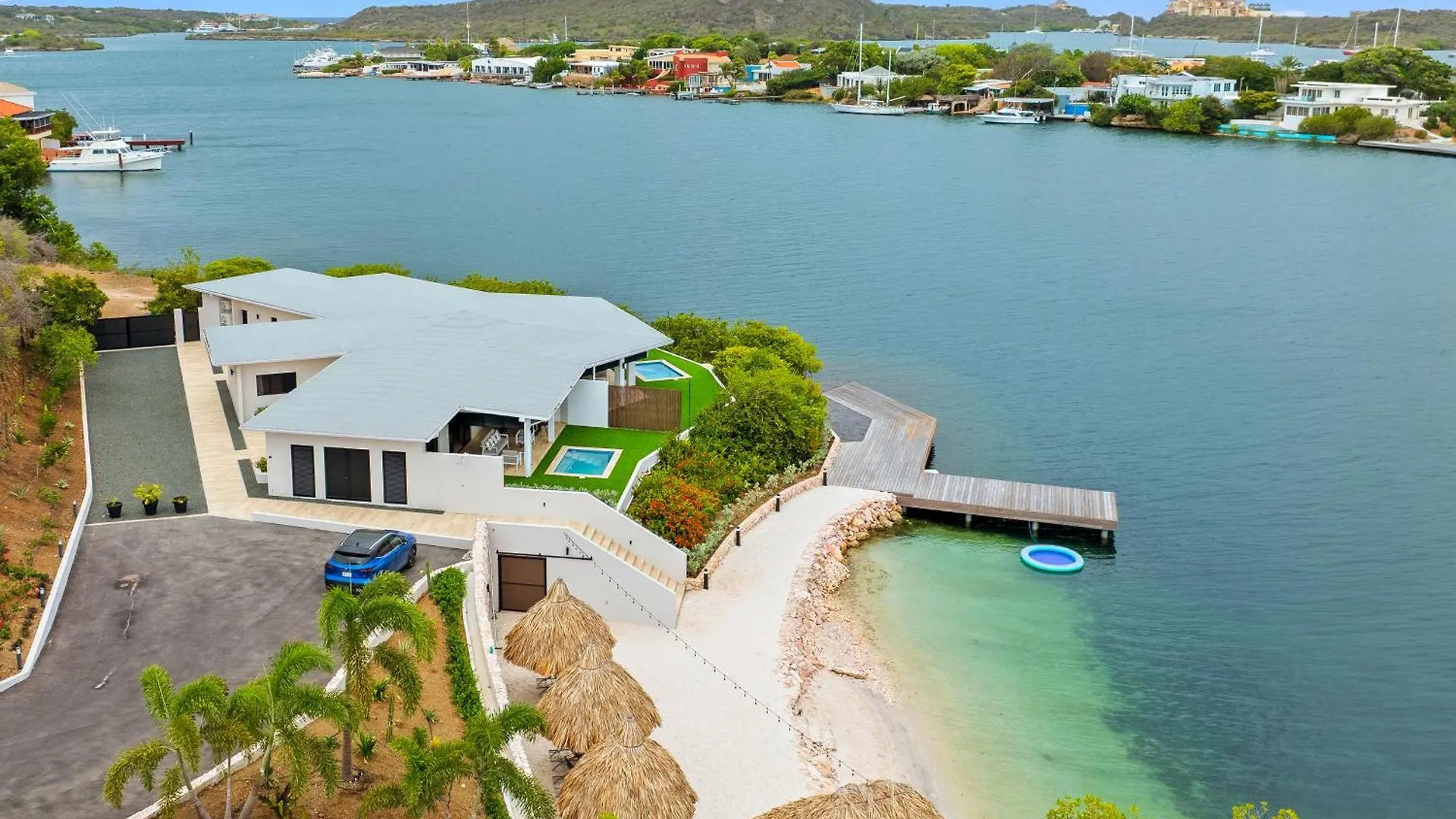 Dolce Vita Beach, Waterfront Bungalows With Private Beach Willemstad 0*,
