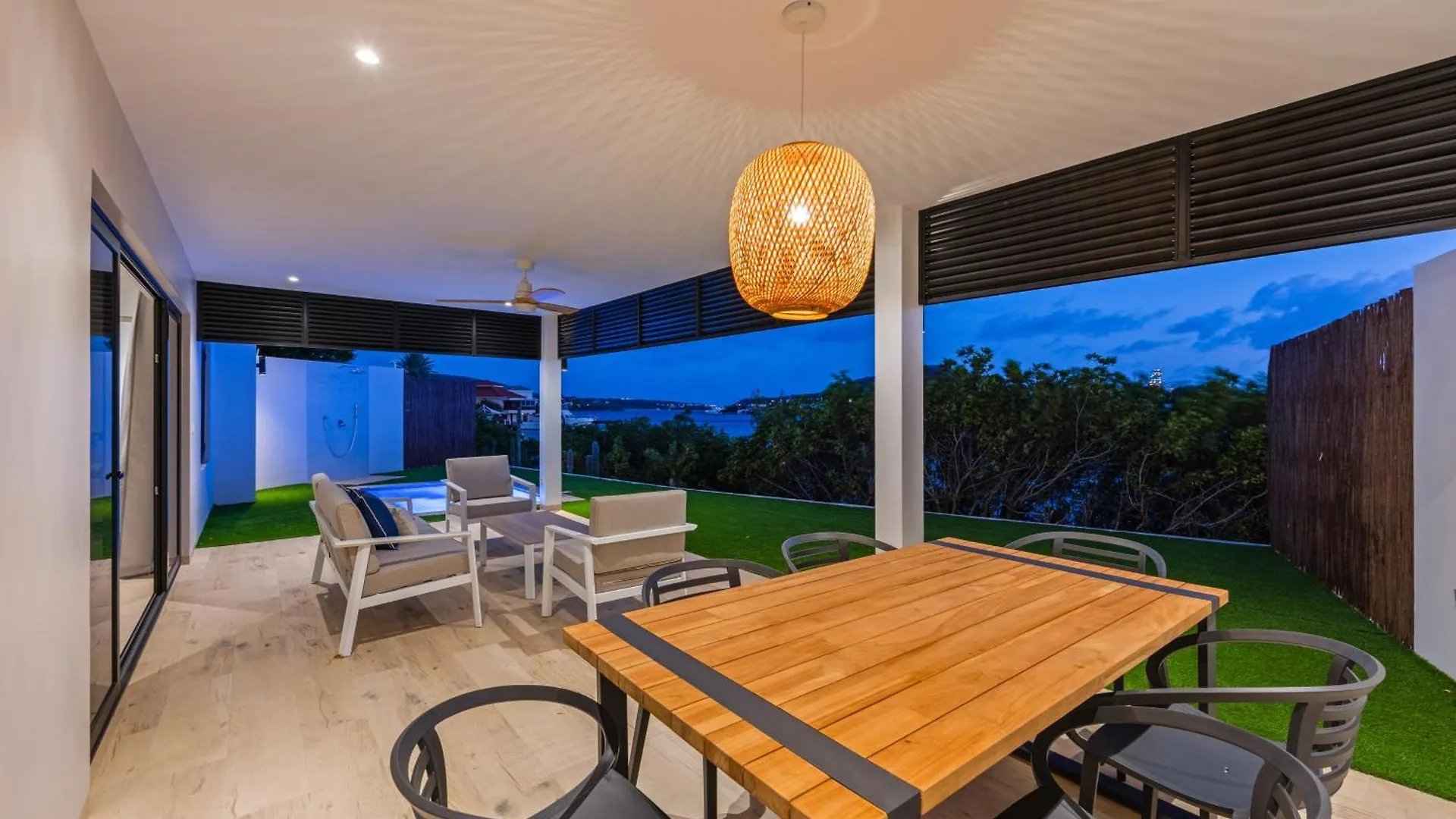 Dolce Vita Beach, Waterfront Bungalows With Private Beach Willemstad