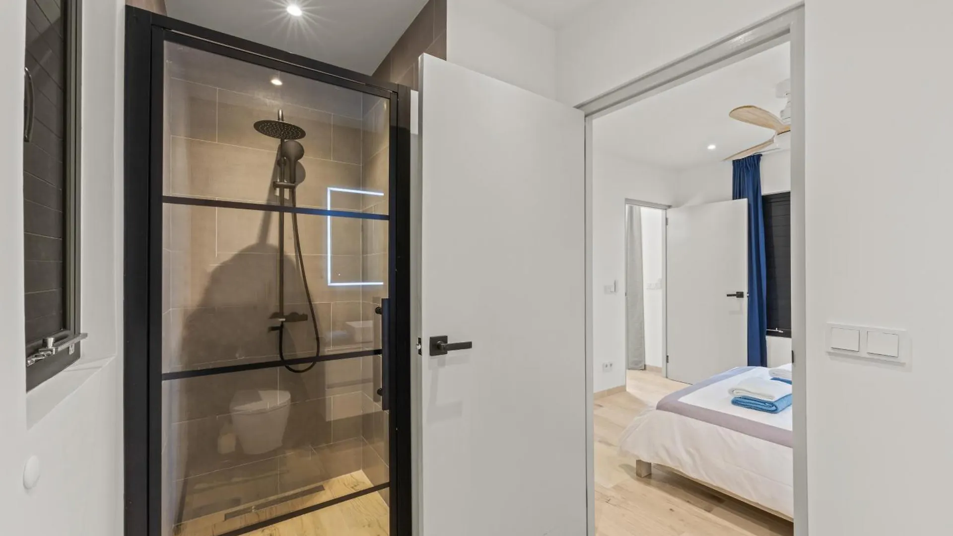 Dolce Vita Beach, Waterfront Bungalows With Private Beach Willemstad Casa vacanze