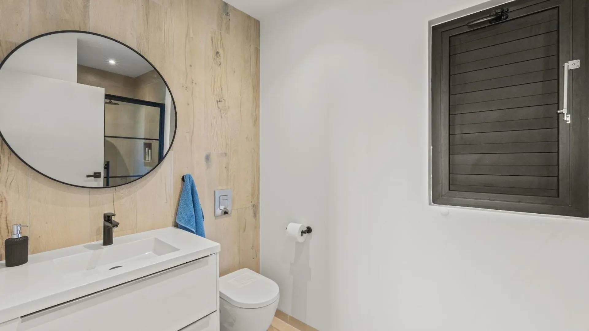 Dolce Vita Beach, Waterfront Bungalows With Private Beach Willemstad